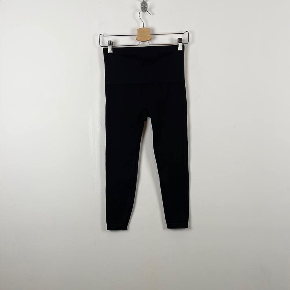 SPANK Stretch Pullon Activewear Wide Waistbank Yoga Womens L Black Crop Leggings